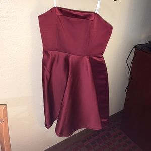 NWT Halston Heritage